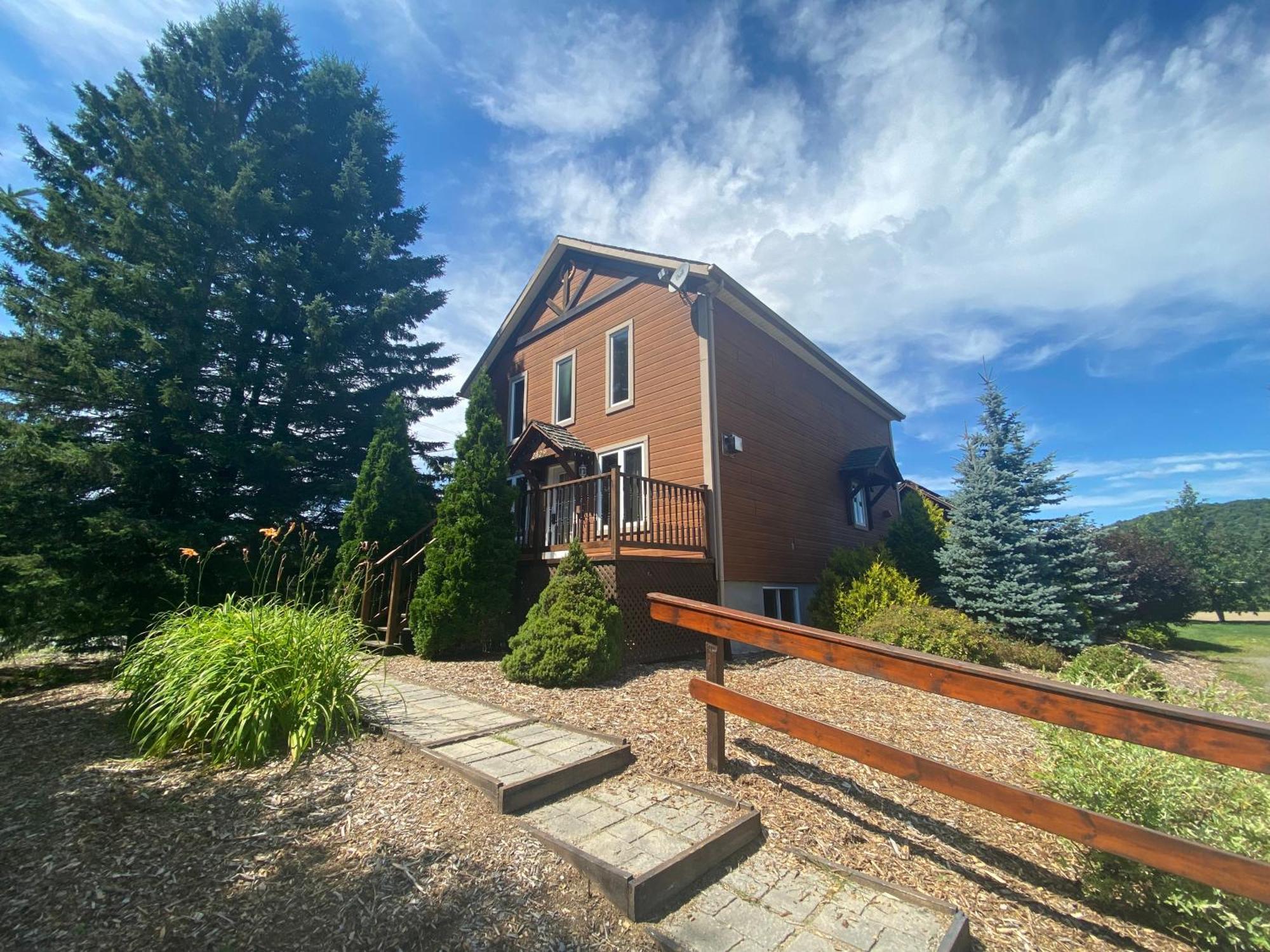 Royal Laurentien Saint-Faustin Exterior photo