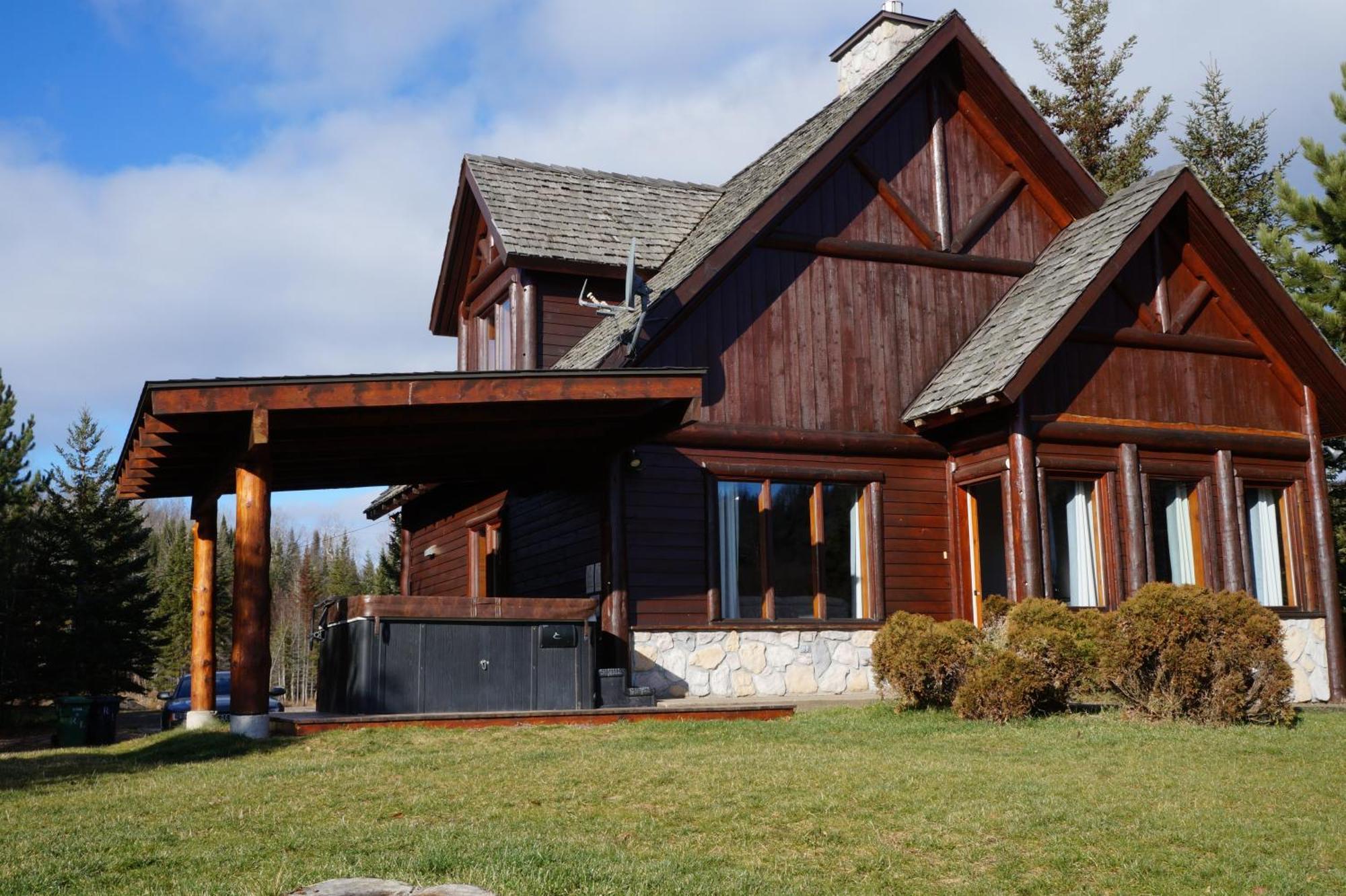 Royal Laurentien Saint-Faustin Exterior photo